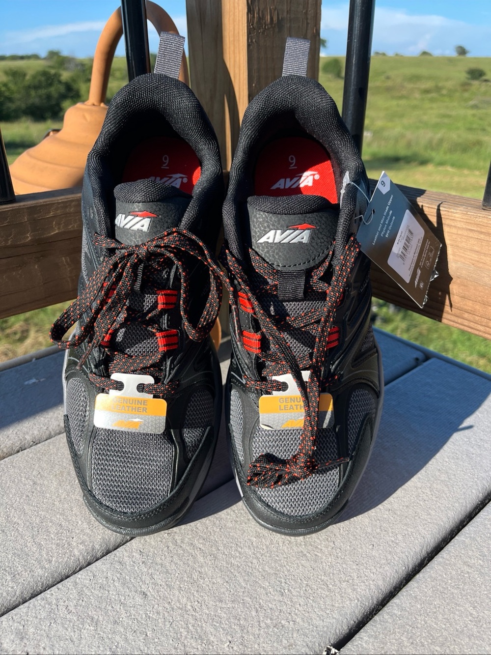 Avia Men’s Talus Rugged Walking Shoes Size 9 Black